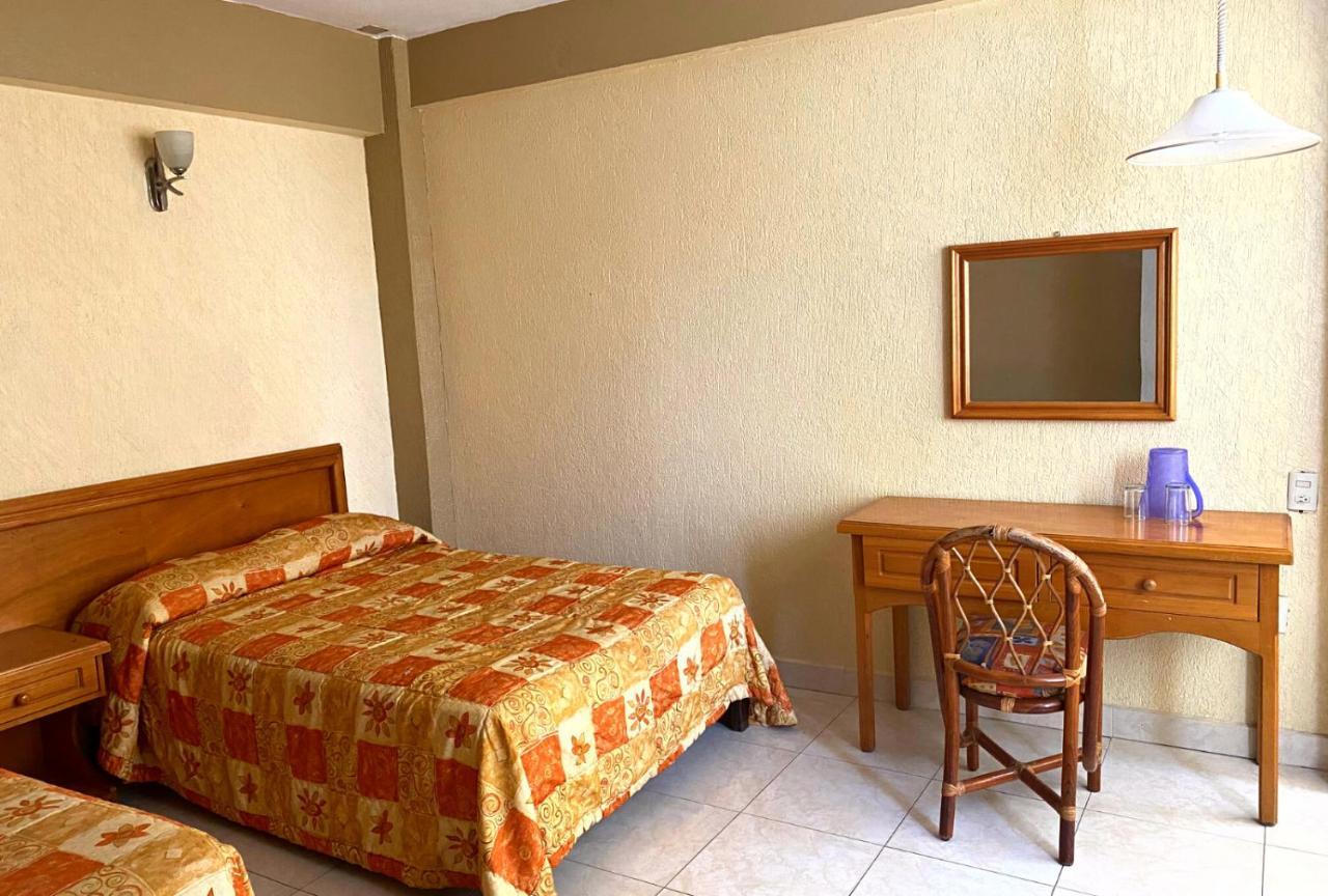 Hotel Sol Del Pacifico Lázaro Cárdenas Esterno foto