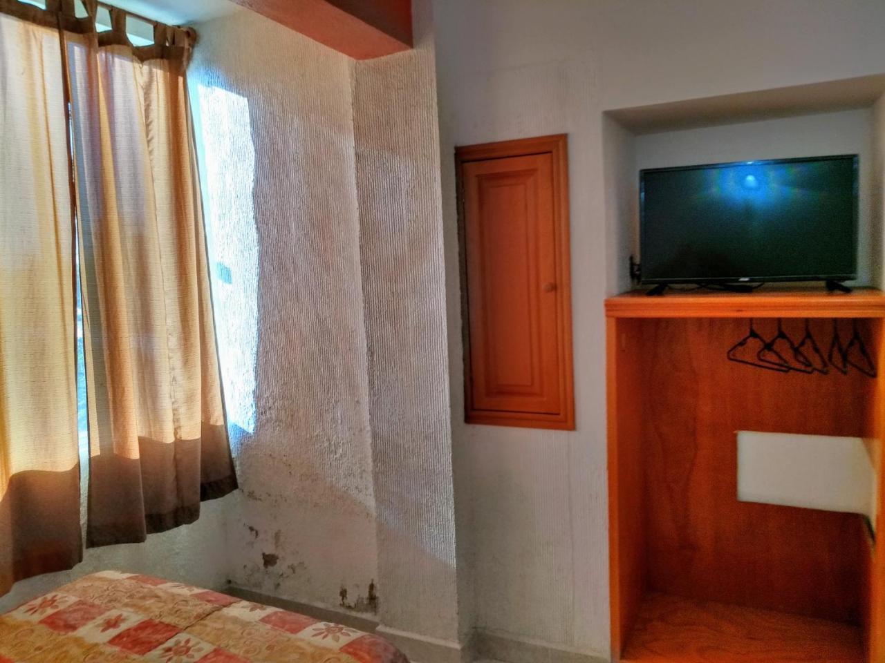 Hotel Sol Del Pacifico Lázaro Cárdenas Esterno foto
